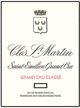 Elegantes Weinetikett mit stilisiertem Wappen und klassischer Schriftart.