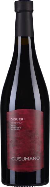 Dunkle Weinflasche mit rotem Etikett und schlichtem, edlem Design.