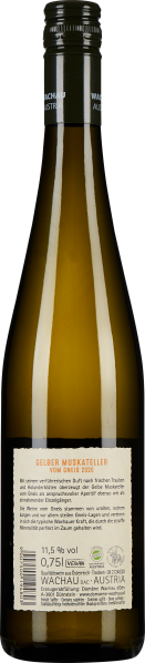 Durchsichtige Weinflasche mit grünlichem Finish und braunem Etikett auf der Rückseite.