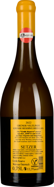 Weinflasche mit gelbem Etikett und Siegel, elegante Form.