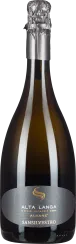 Dunkle Sektflasche mit silbernem Hals und elegantem Etikett.