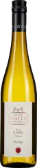 Eine schlanke, klare Glasflasche mit dunklem Schraubverschluss, gefüllt mit goldgelbem Wein, und einem eleganten Etikett.