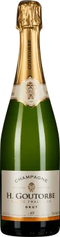 Grüne Champagnerflasche mit glänzendem goldenen Folienverschluss und elegantem Etikett in Creme und Schwarz, auf dem stilvoller Schriftzug und Emblem zu sehen sind.