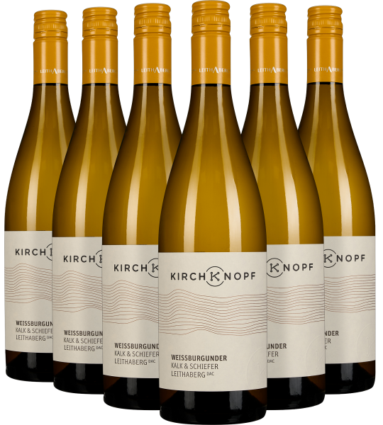 Sechs Weißweinflaschen mit gelben Schraubverschlüssen und elegantem Etikett in Cremefarben.