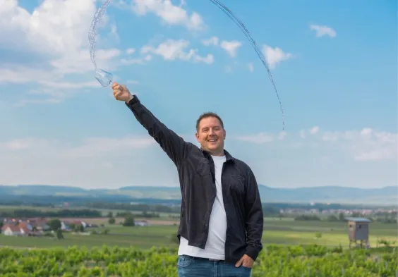 philipp bruendlmayer Weinbogen